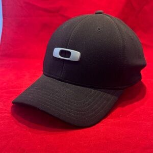 Oakley Black Cap with Silver Emblem
